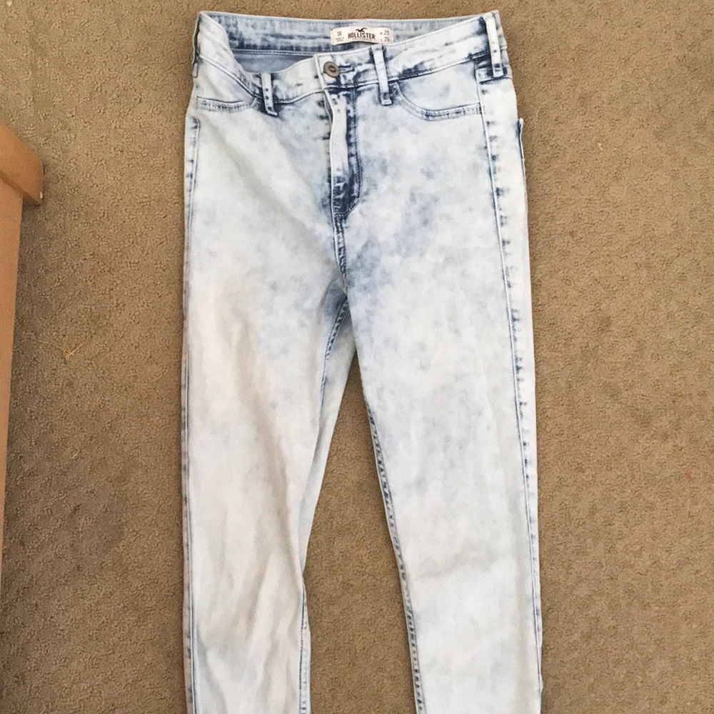 Hollister acid washed jeans